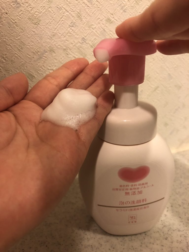 牛乳石鹸【無添加】カウブランドの泡の洗顔料の効果は？口コミは？