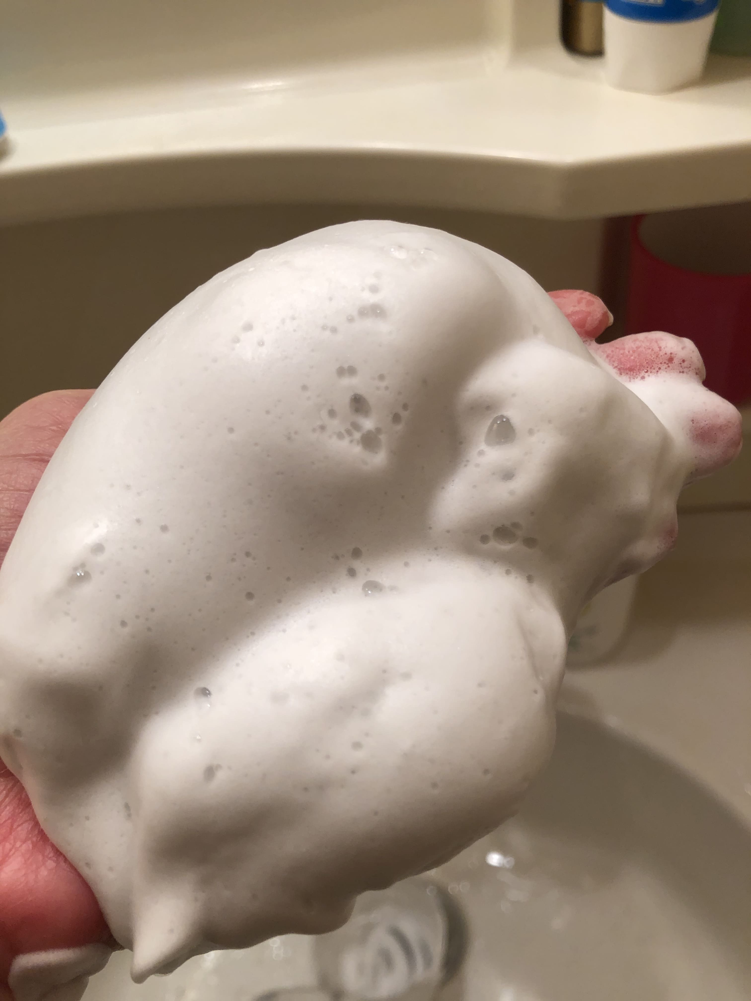 熊野油脂ファーマアクト炭洗顔フォーム
